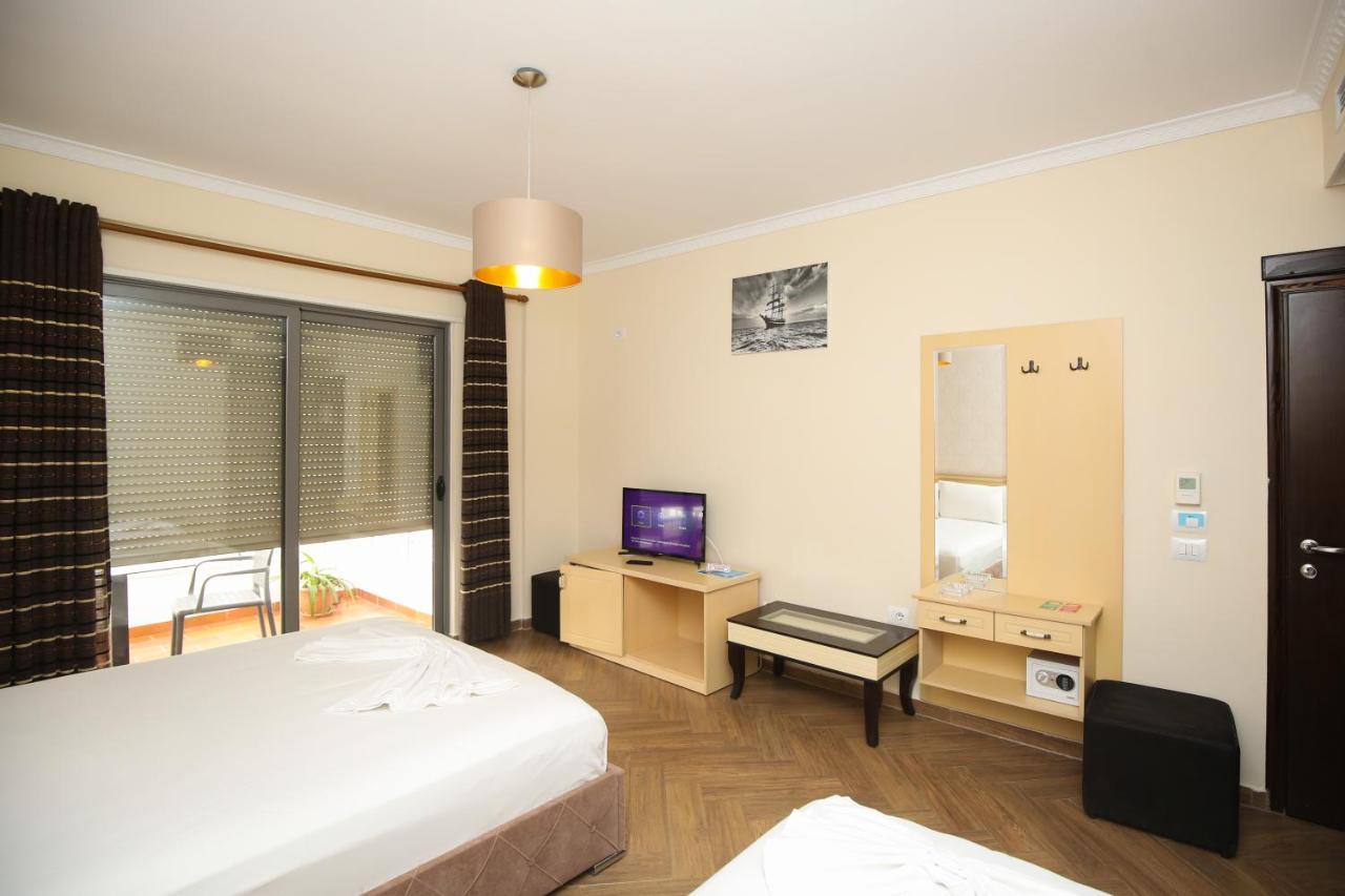 Vlorë Hotel Summer Stars מראה חיצוני תמונה