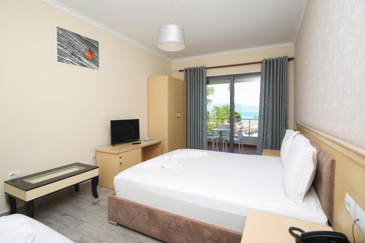 Vlorë Hotel Summer Stars מראה חיצוני תמונה