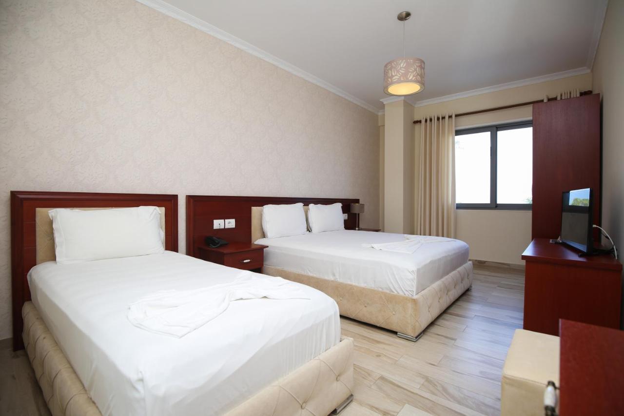 Vlorë Hotel Summer Stars מראה חיצוני תמונה